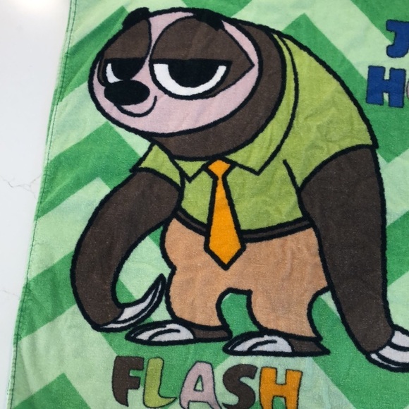 Disney Zootopia Judy  Hopps Bunny Nick Wilde Fox Flash Sloth Beach Towel - Picture 3 of 10